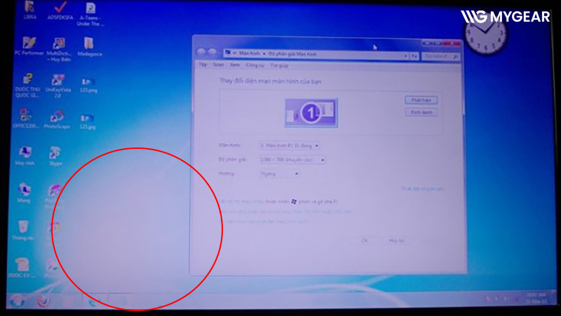 man hinh may tinh bi dom trang 3