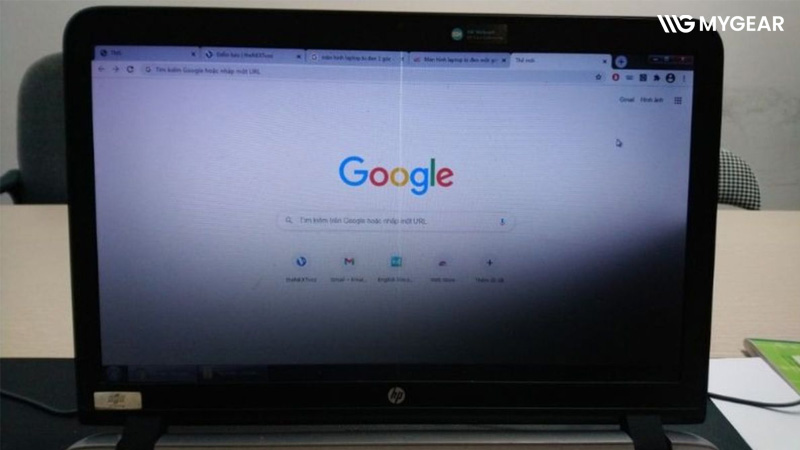 Màn hình laptop bị tối: Nguyên nhân, tác hại và cách khắc phục