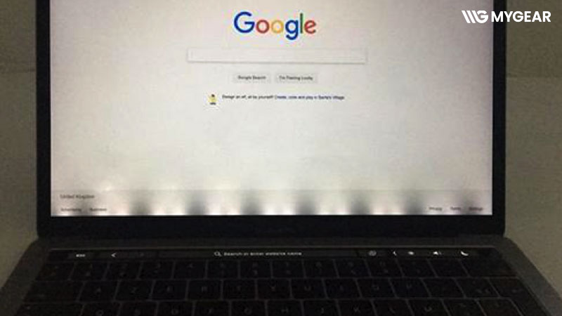 Nguyên nhân và cách khắc phục màn hình laptop bị hở sáng viền