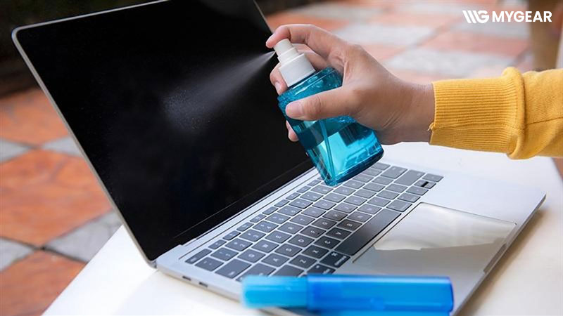 Hướng dẫn cách làm sạch laptop nhanh và đơn giản tại nhà