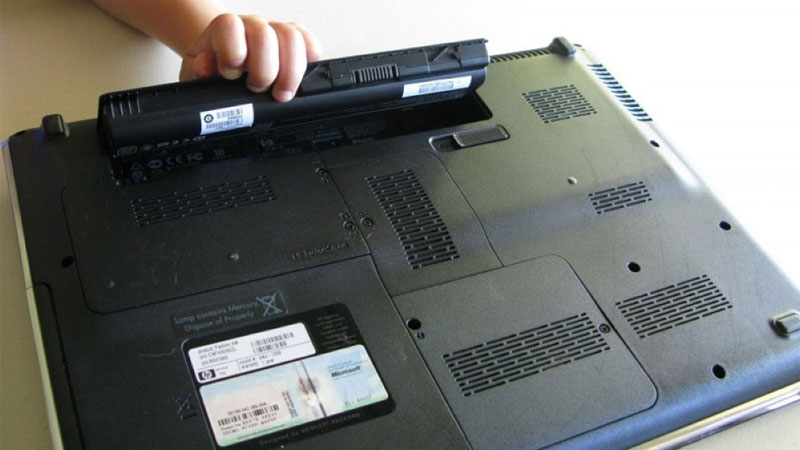 Hướng dẫn các bước thay panel màn hình Dell chi tiết
