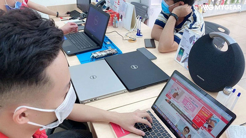 Bảng giá thay màn hình laptop HP các loại cập nhật mới nhất 2026