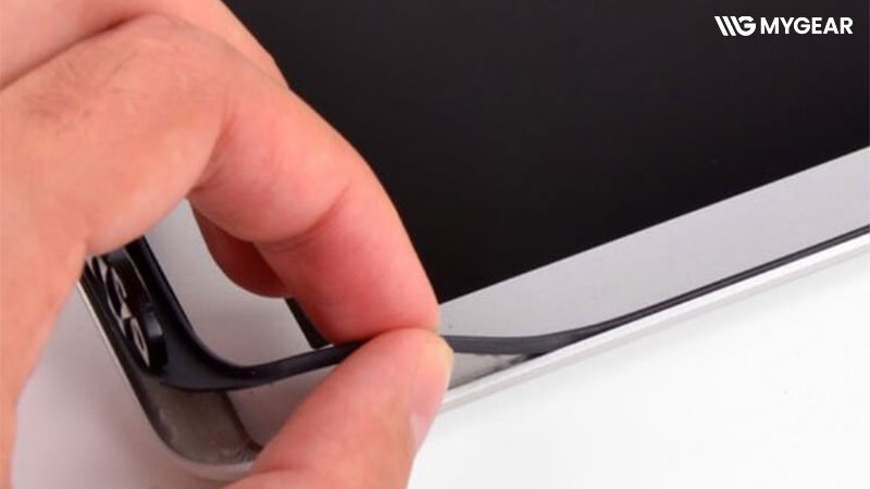 Hướng dẫn cách thay viền cao su màn hình laptop Dell tại nhà