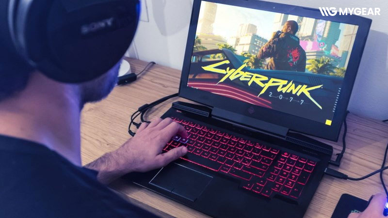 Nên mua laptop hay PC để chơi game phù hợp hơn?